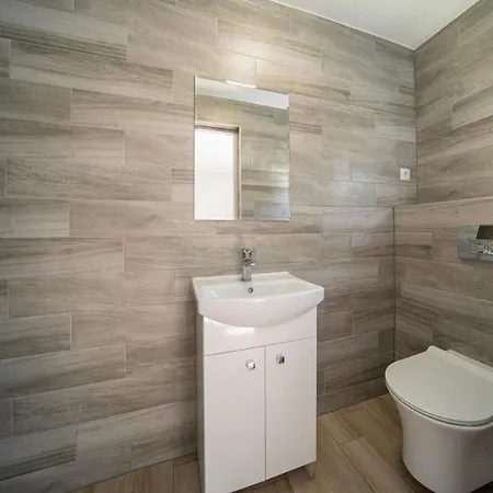 Проживание в семье Basia Дзивновек