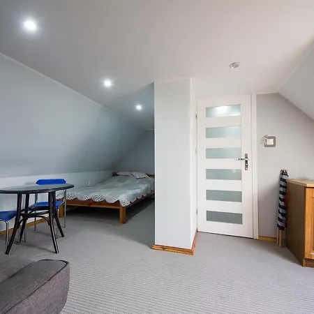 Basia Проживание в семье Дзивновек