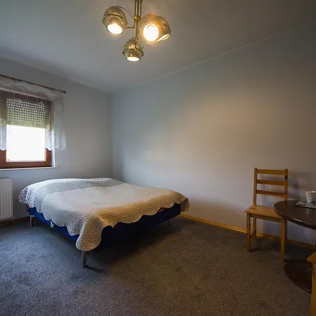 Basia Проживание в семье Дзивновек